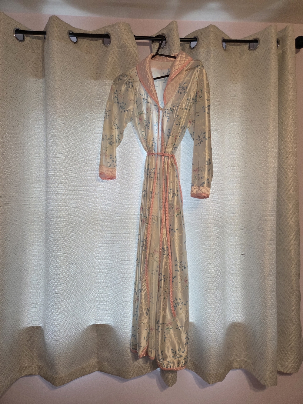 Vintage Long Floral Robe